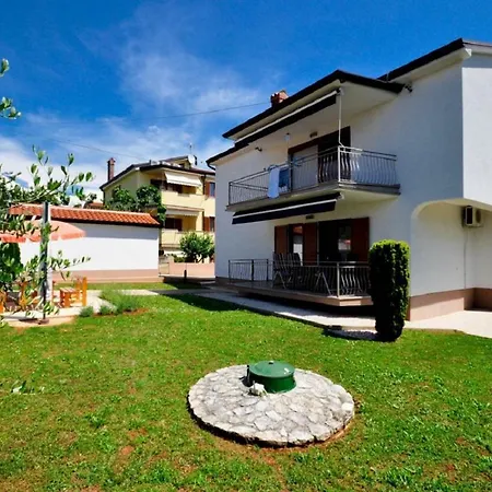 Apartment Natasa *